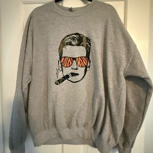 Gildan Gray Men's Crewneck Sweater with Graphic Design